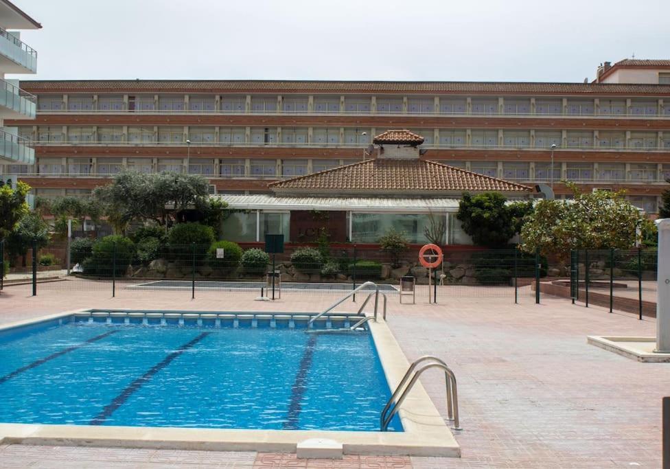 Alegre Apto Con Piscina, A 300M De La Playa. ブラナス エクステリア 写真